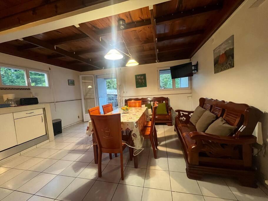 Le Tournesol By Egl Immo Apartment Saint-Pierre Luaran gambar